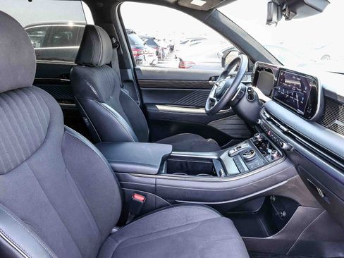 Used 2025 Hyundai Palisade Calligraphy AWD/4WD image 18