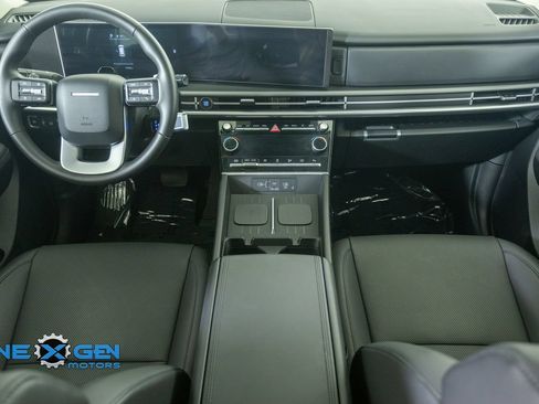 Used 2025 Hyundai Santa Fe XRT AWD/4WD image 3