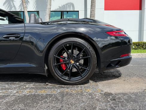 Used 2017 Porsche 911 Carrera S image 14