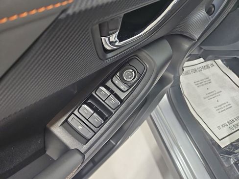 Certified 2024 Subaru Crosstrek 2.5i Limited w/ Crosstrek Mirror Package image 13