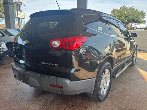 Used 2012 Chevrolet Traverse LT image 6