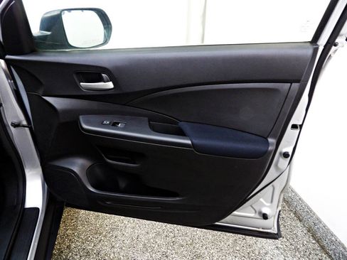 Used 2015 Honda CR-V LX image 11