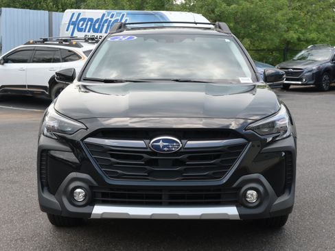 Used 2024 Subaru Outback Limited XT AWD/4WD image 3