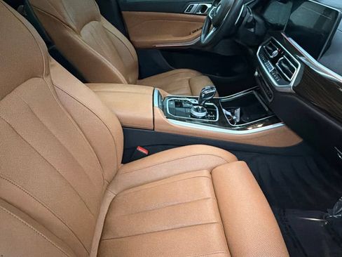 Used 2021 BMW X5 M50i w/ Executive Package AWD/4WD image 32