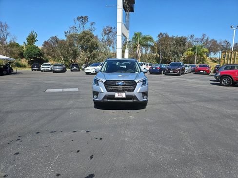 Used 2022 Subaru Forester Premium w/ Popular Package #1 image 2