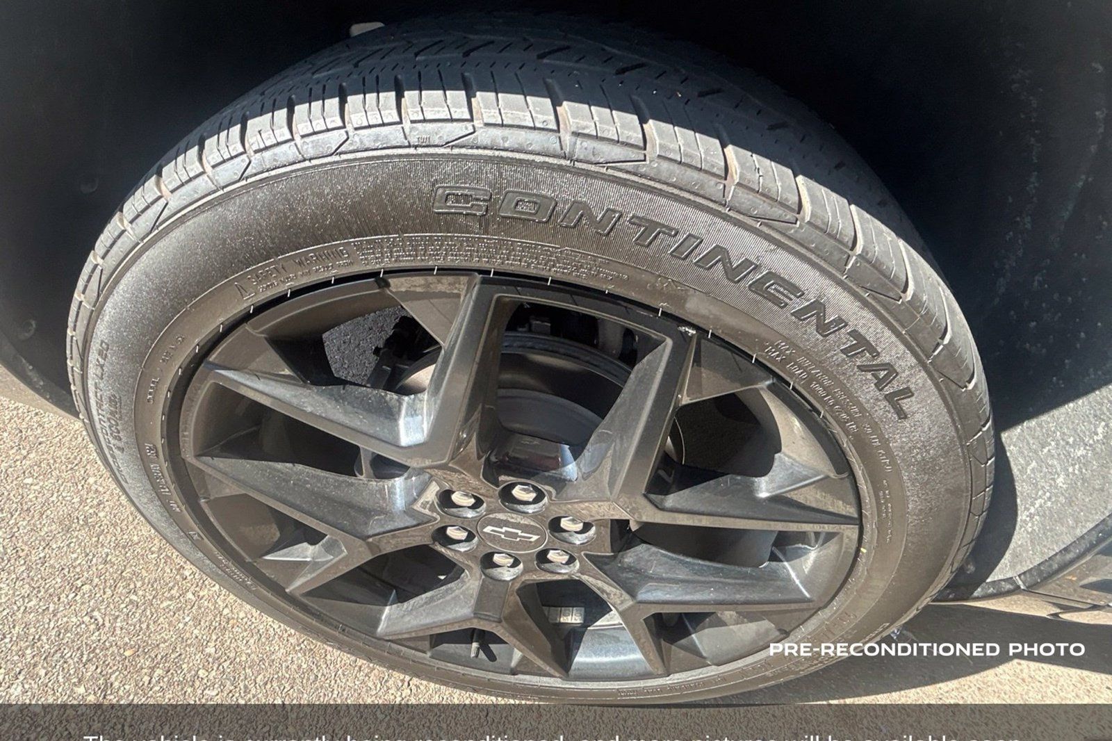 Used 2024 Chevrolet Traverse RS AWD/4WD image 17