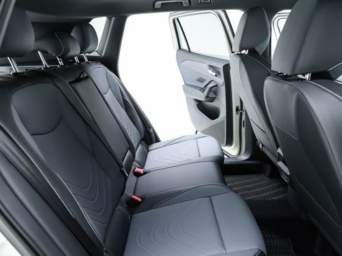 New 2026 Volkswagen Tiguan SE R-Line image 77