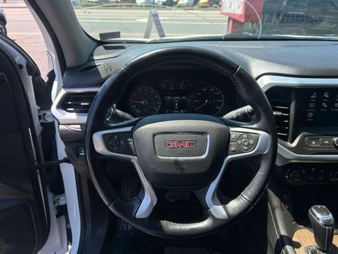 Used 2017 GMC Acadia SLE w/ Driver Alert Package I AWD/4WD image 11