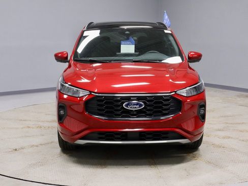 Certified 2023 Ford Escape ST-Line Select w/ Tech Pack #2 image 7