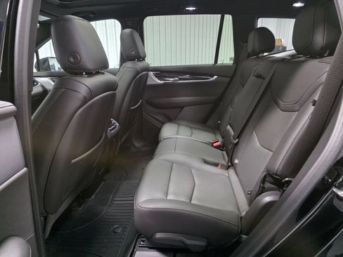 Used 2021 Cadillac XT6 Premium Luxury AWD/4WD image 10