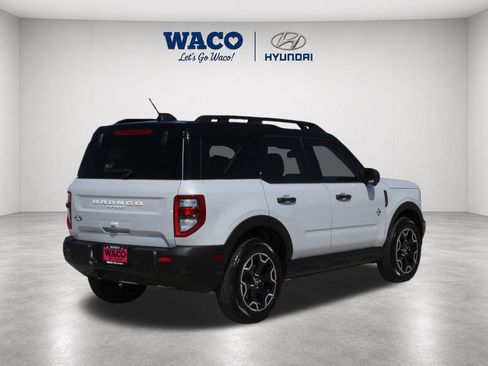 Used 2026 Ford Bronco Sport Outer Banks w/ Outer Banks Tech Package+ AWD/4WD image 8