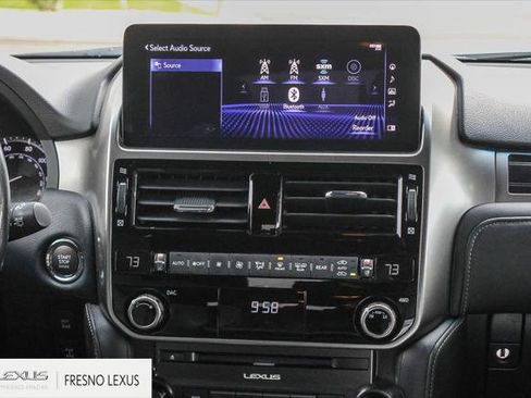 Certified 2022 Lexus GX 460 Premium w/ Premium Plus Package image 17