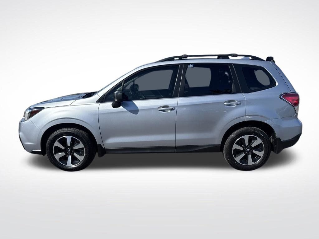 Used 2017 Subaru Forester 2.5i w/ Protection Package #1 AWD/4WD image 4