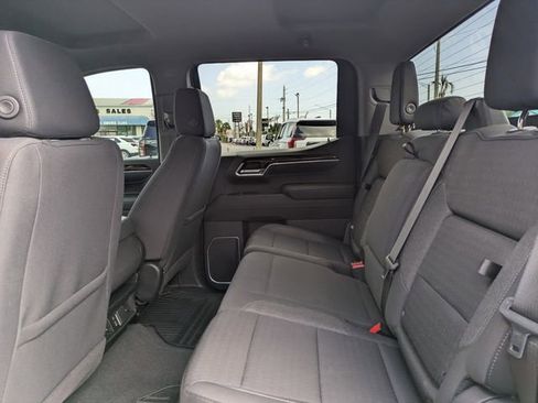 Used 2023 GMC Sierra 1500 Elevation AWD/4WD image 14