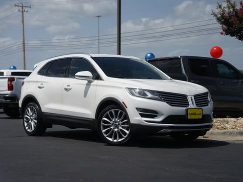 Used 2016 Lincoln MKC Reserve w/ Lincoln MKC Climate Package FWD image 2