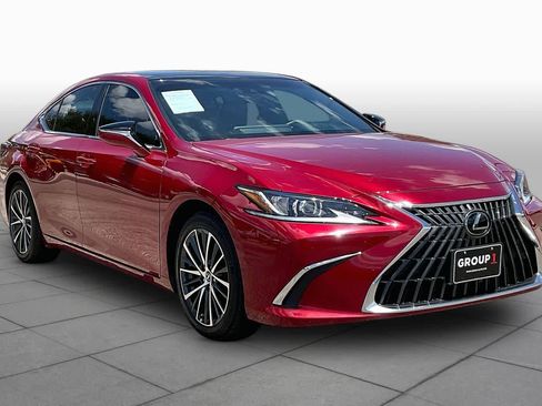 Used 2023 Lexus ES 350 w/ Premium Package FWD image 3