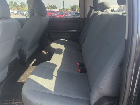 Used 2017 RAM 1500 Express w/ Black Ram 1500 Express Group AWD/4WD image 12