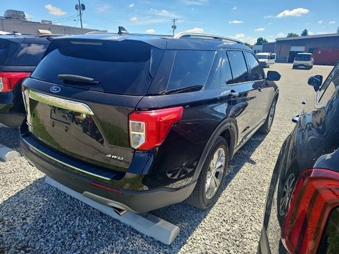 Used 2021 Ford Explorer Limited w/ Equipment Group 301A AWD/4WD image 7
