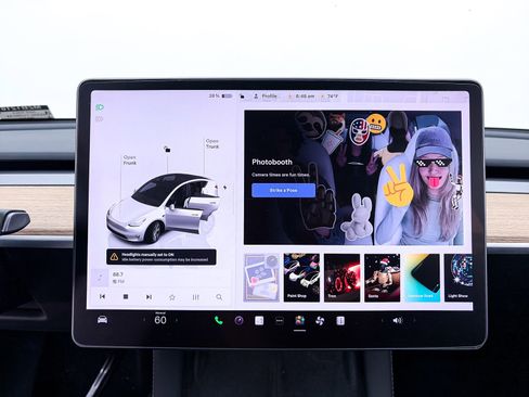 Used 2023 Tesla Model Y Long Range AWD/4WD image 5