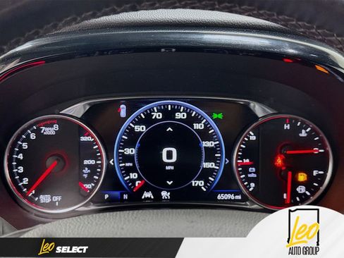 Used 2023 Chevrolet Traverse Premier w/ Redline Edition image 12