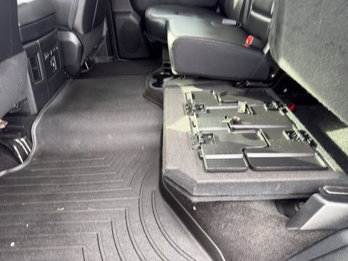 Used 2017 RAM 1500 Laramie image 34