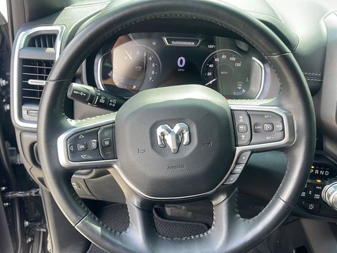Used 2023 RAM 1500 Laramie AWD/4WD image 22