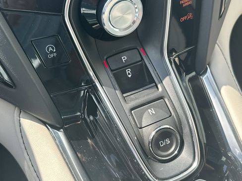 Used 2025 Acura RDX w/ Technology Package AWD/4WD image 22