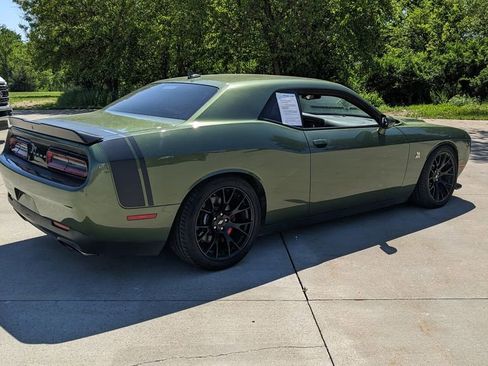 Used 2018 Dodge Challenger R/T Scat Pack w/ Dynamics Package RWD image 3