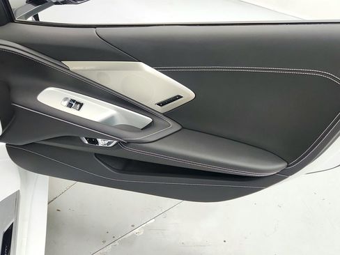 Used 2024 Chevrolet Corvette Stingray Preferred Cpe RWD image 20
