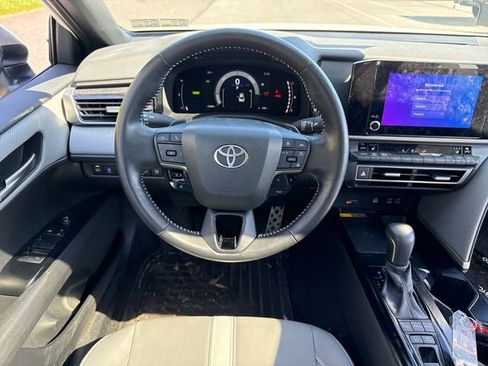 Certified 2025 Toyota Camry SE w/ Convenience Package FWD image 19