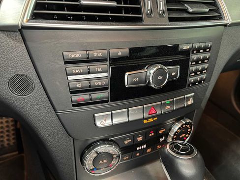 Used 2013 Mercedes-Benz C 300 4MATIC Sedan image 33