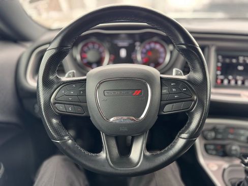 Used 2022 Dodge Challenger GT image 6