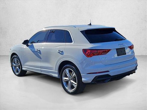 Used 2022 Audi Q3 2.0T Premium Plus w/ Premium Plus Package image 8