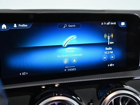 Used 2022 Mercedes-Benz A 220 4MATIC image 14