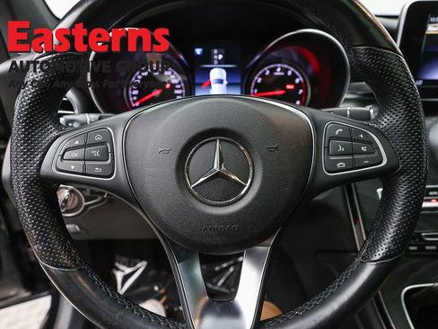 Used 2018 Mercedes-Benz GLC 300 4MATIC image 10