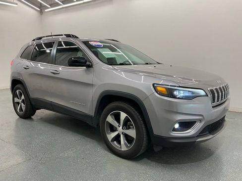 Used 2022 Jeep Cherokee Limited AWD/4WD image 8