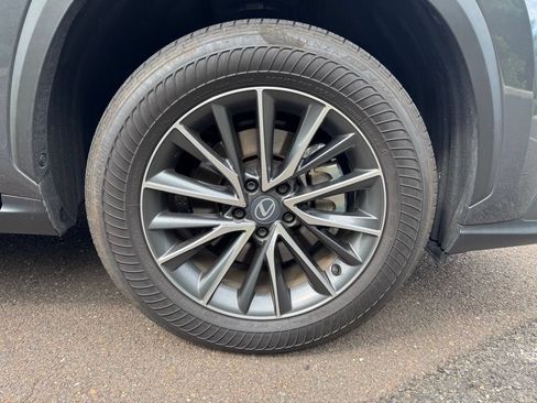 Used 2026 Lexus NX 350h AWD w/ Cold Area Package image 7