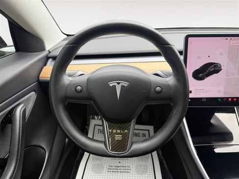 Used 2019 Tesla Model 3 Standard Range Plus RWD image 13