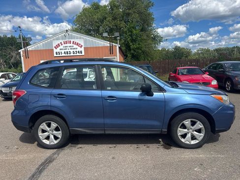 Used 2016 Subaru Forester 2.5i w/ Alloy Wheel Package AWD/4WD image 4