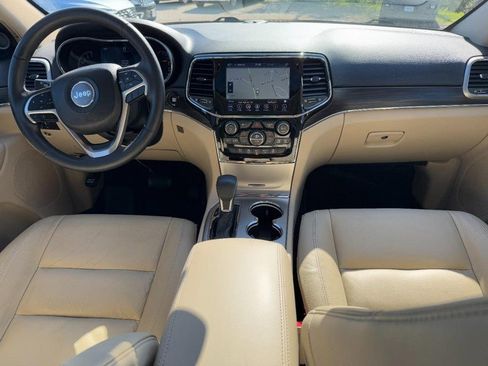 Used 2019 Jeep Grand Cherokee Limited AWD/4WD image 11