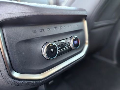 New 2025 Ford Expedition Max Active image 14