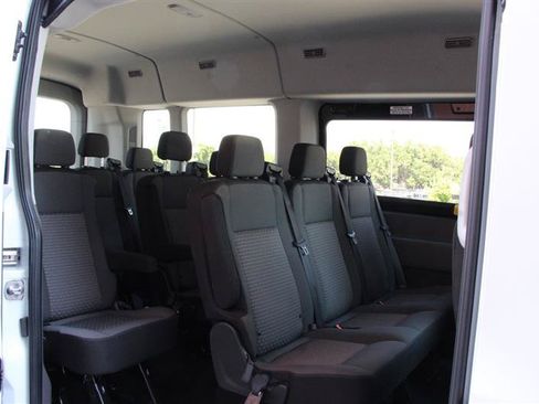 Used 2021 Ford Transit 350 XLT RWD image 14