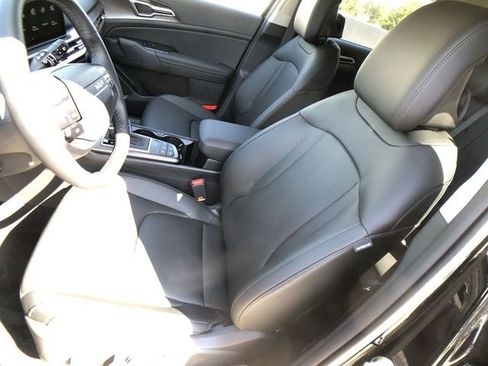 New 2026 Kia Sportage EX image 11