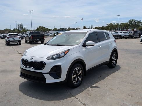 Certified 2021 Kia Sportage LX FWD image 6