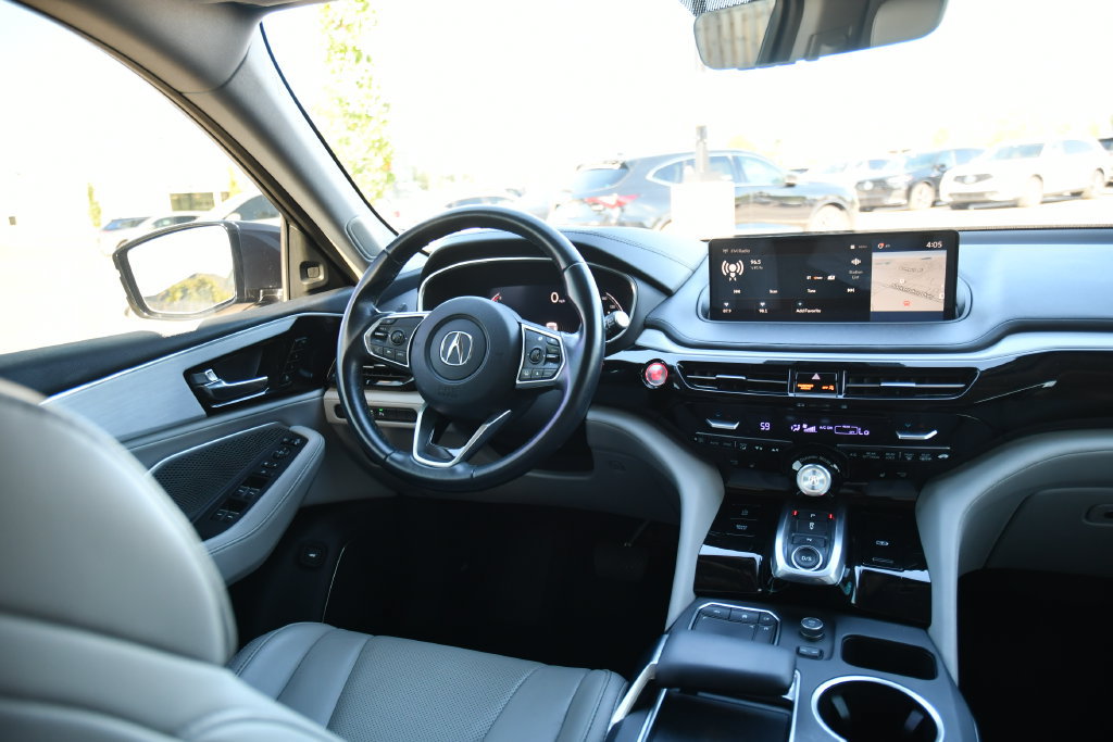 Used 2023 Acura MDX w/ Technology Package AWD/4WD image 34