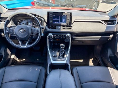 Used 2022 Toyota RAV4 XLE Premium AWD/4WD image 11