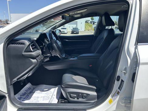 Certified 2023 Toyota Camry SE FWD image 13