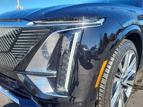 New 2026 Cadillac Lyriq Signature Luxury image 5