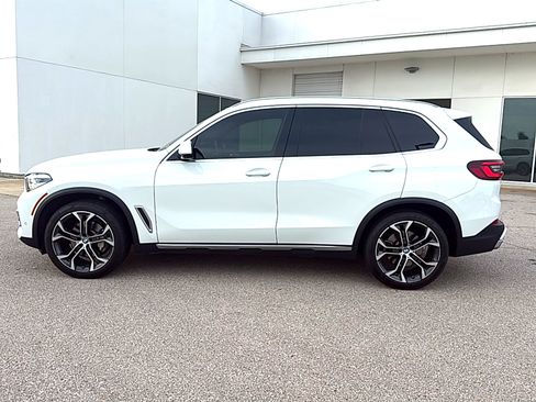 Used 2023 BMW X5 xDrive40i w/ Luxury Seating Package AWD/4WD image 4