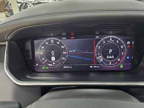 Used 2019 Land Rover Range Rover Autobiography image 35
